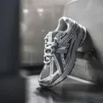 New Balance 1906R