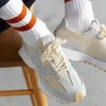 New Balance 327